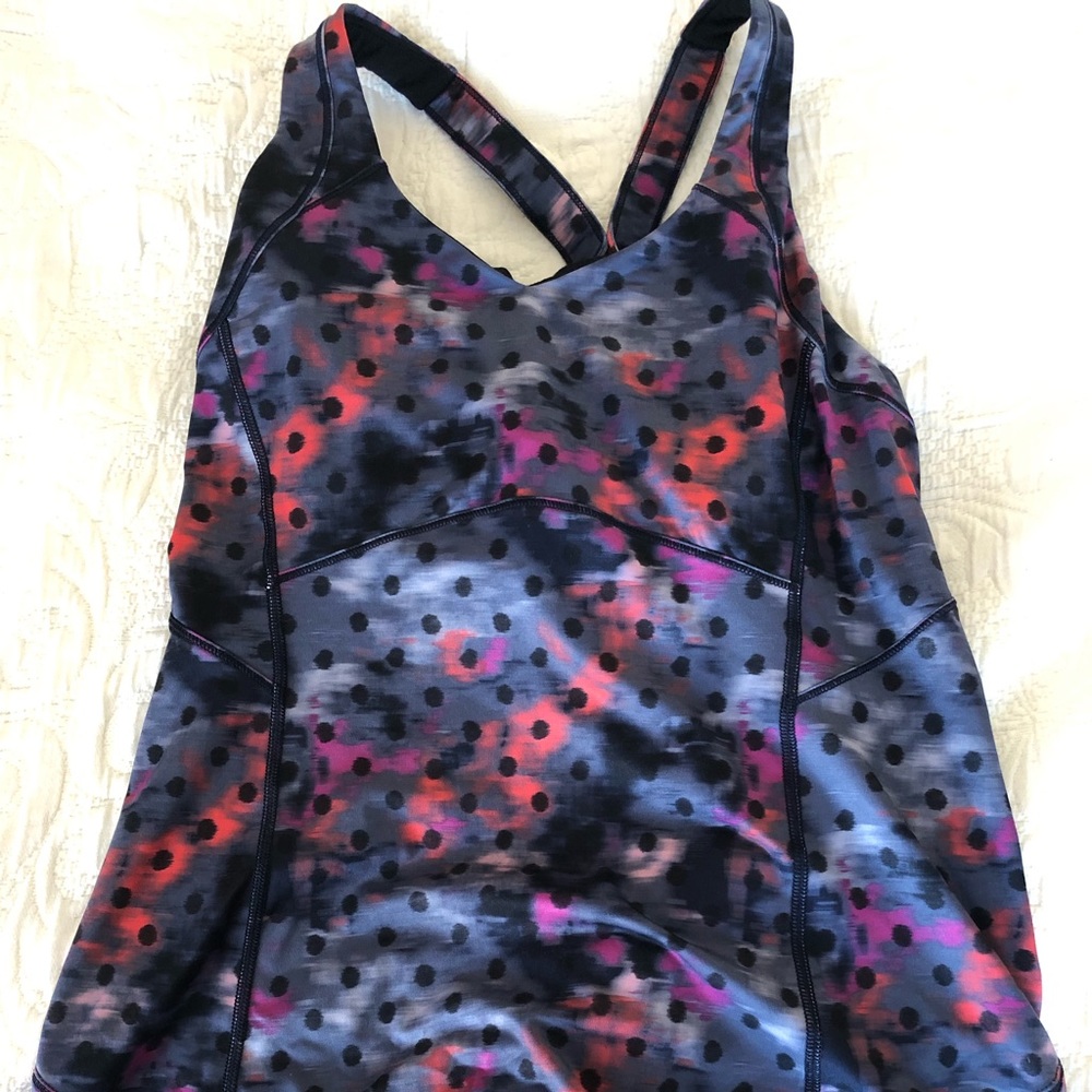 Lululemon kanto catch me tank NEVER WORN size 10